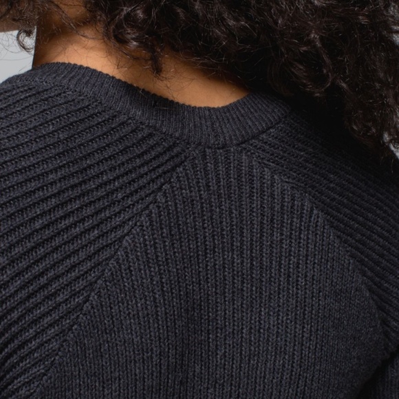 LULULEMON ATHLETICA THE SWEATER THE BETTER LIGHTWEIGHT LUXE KNITWEAR - Picture 8 of 13